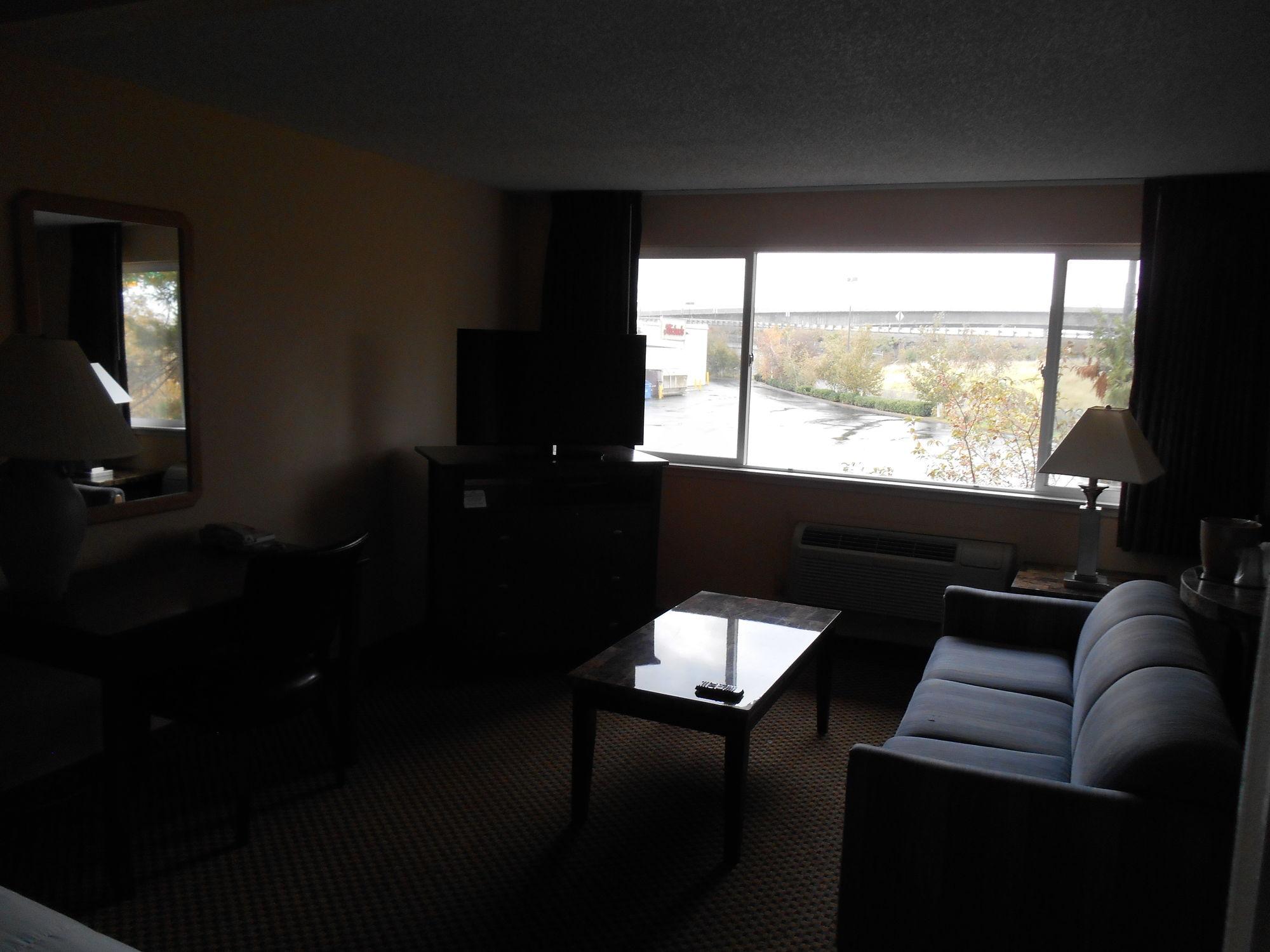 GuestHouse Inn&Suites Eugene/Springfield Eksteriør bilde
