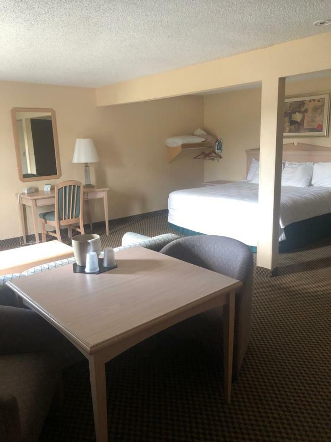GuestHouse Inn&Suites Eugene/Springfield Eksteriør bilde